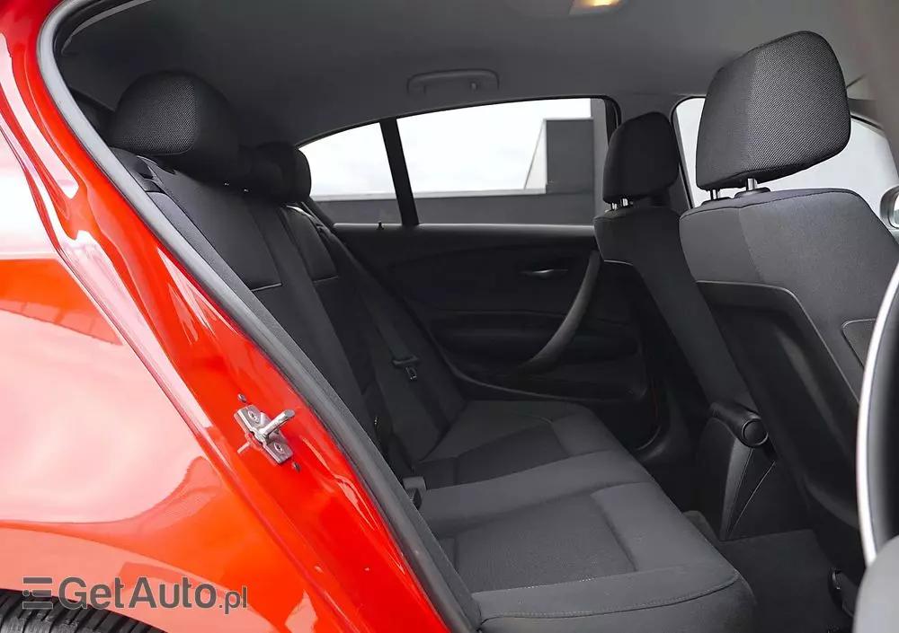 BMW Seria 1 118d DPF Edition Sport