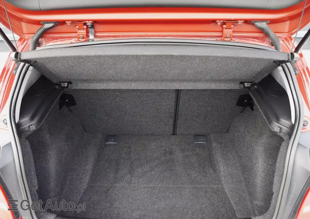 BMW Seria 1 118d DPF Edition Sport