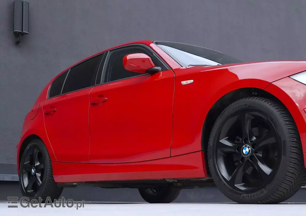 BMW Seria 1 118d DPF Edition Sport