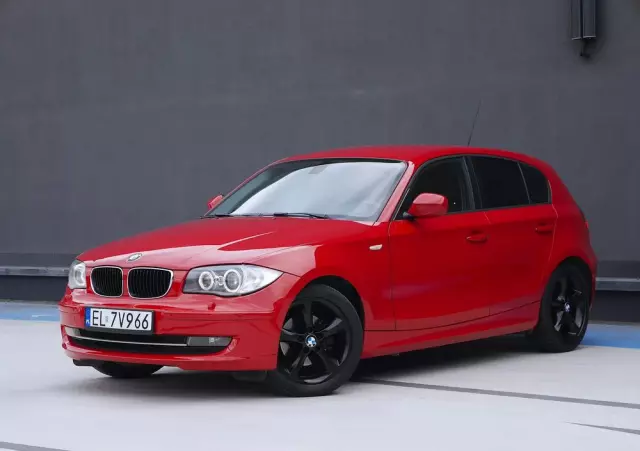 BMW Seria 1 118d DPF Edition Sport