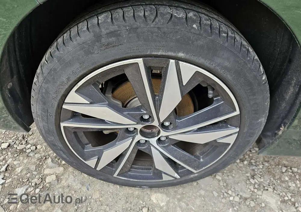 PEUGEOT 308 PureTech 130 GPF Stop & Start Active Pack