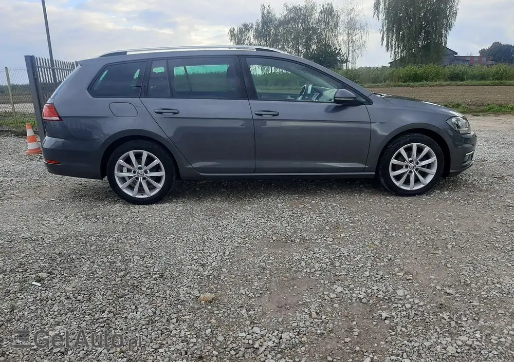 VOLKSWAGEN Golf VII 1.6 TDI BMT Highline