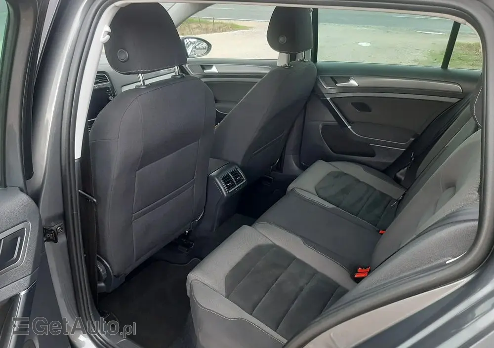 VOLKSWAGEN Golf VII 1.6 TDI BMT Highline