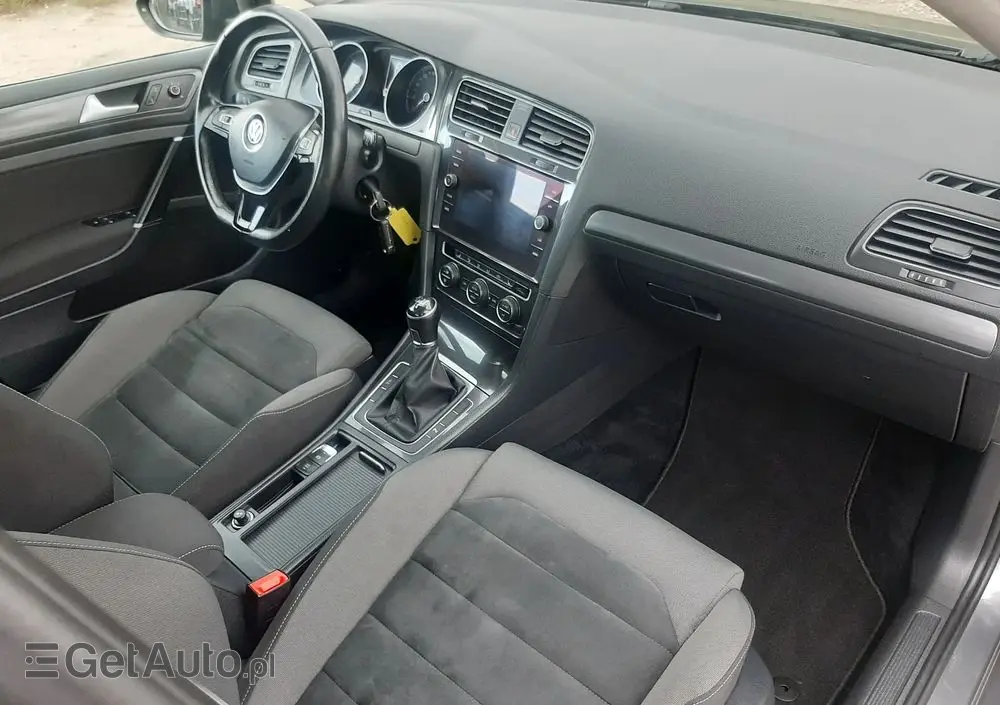 VOLKSWAGEN Golf VII 1.6 TDI BMT Highline