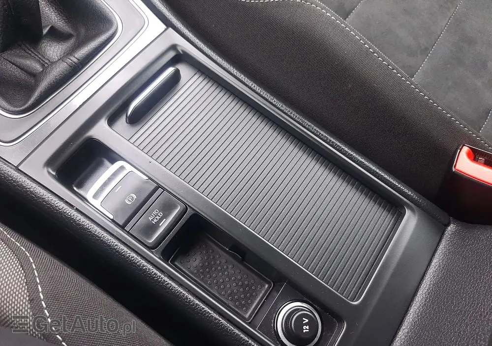 VOLKSWAGEN Golf VII 1.6 TDI BMT Highline