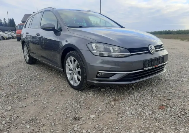 VOLKSWAGEN Golf VII 1.6 TDI BMT Highline
