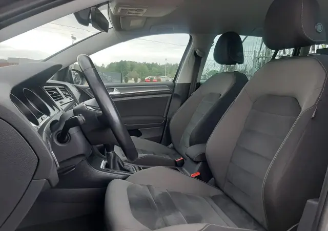 VOLKSWAGEN Golf VII 1.6 TDI BMT Highline