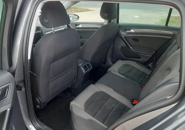 VOLKSWAGEN Golf VII 1.6 TDI BMT Highline