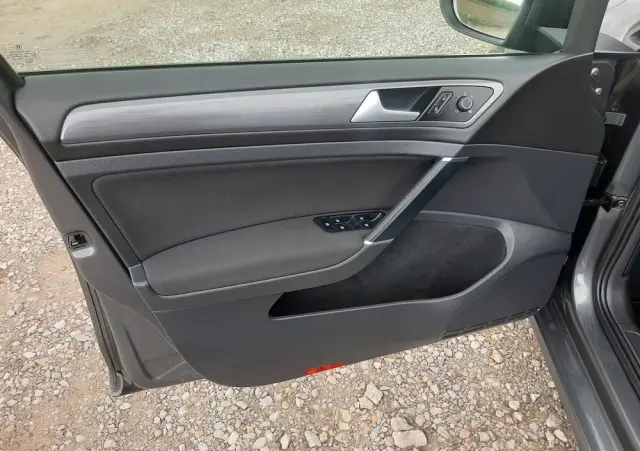 VOLKSWAGEN Golf VII 1.6 TDI BMT Highline