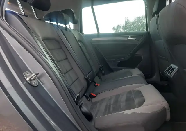 VOLKSWAGEN Golf VII 1.6 TDI BMT Highline