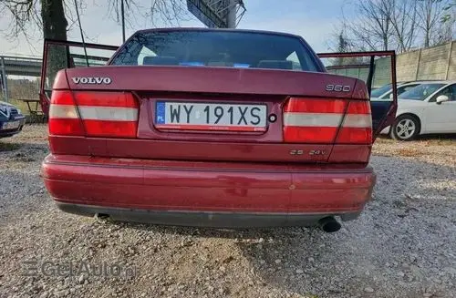 VOLVO 960 