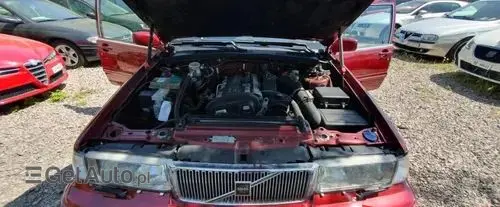 VOLVO 960 