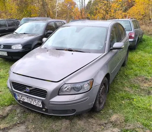 VOLVO S40 