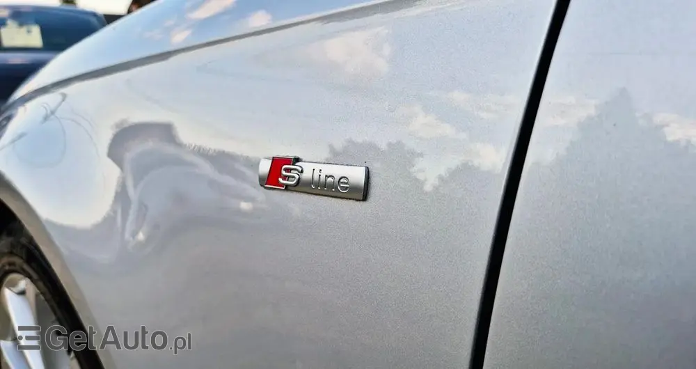 AUDI A4 Ver-1-8-tfsi-s-line-sportpaket-plus-
