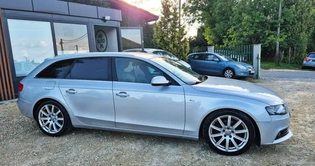 AUDI A4 Ver-1-8-tfsi-s-line-sportpaket-plus-