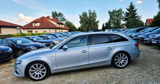 AUDI A4 Ver-1-8-tfsi-s-line-sportpaket-plus-