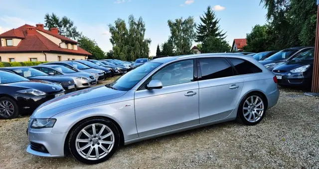 AUDI A4 Ver-1-8-tfsi-s-line-sportpaket-plus-