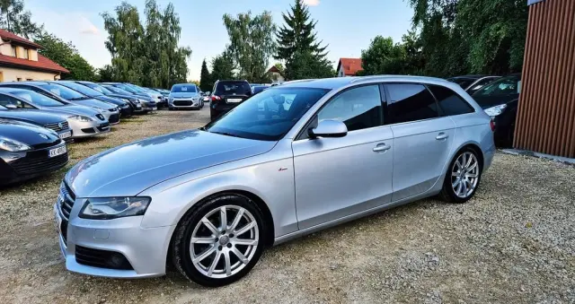 AUDI A4 Ver-1-8-tfsi-s-line-sportpaket-plus-