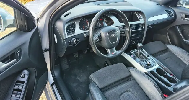 AUDI A4 Ver-1-8-tfsi-s-line-sportpaket-plus-