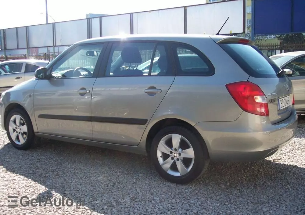 SKODA Fabia 1.4 16V Ambition