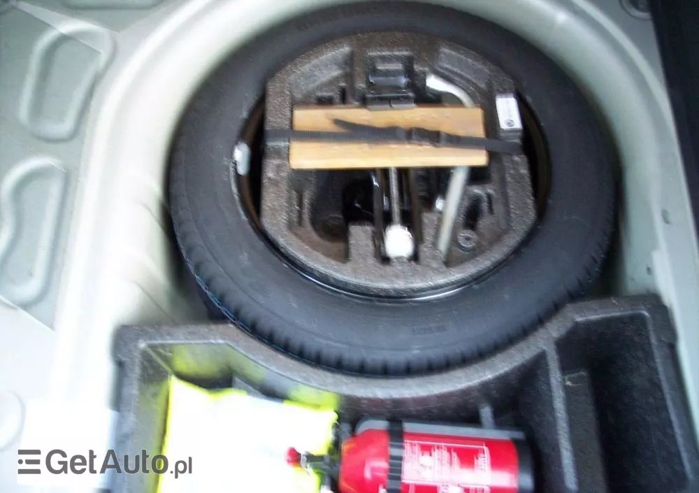 SKODA Fabia 1.4 16V Ambition