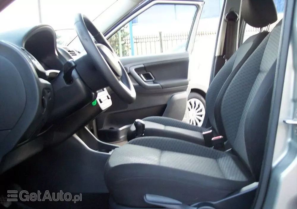 SKODA Fabia 1.4 16V Ambition