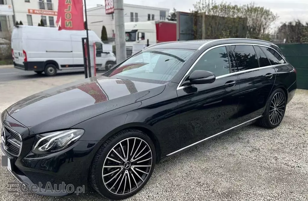 MERCEDES-BENZ Klasa E 