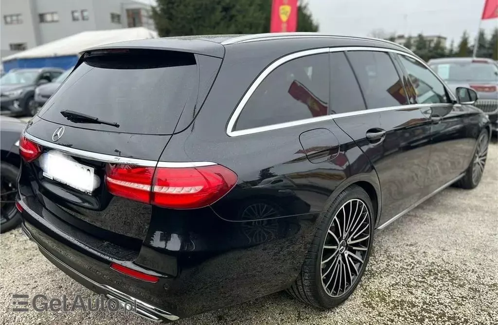 MERCEDES-BENZ Klasa E 