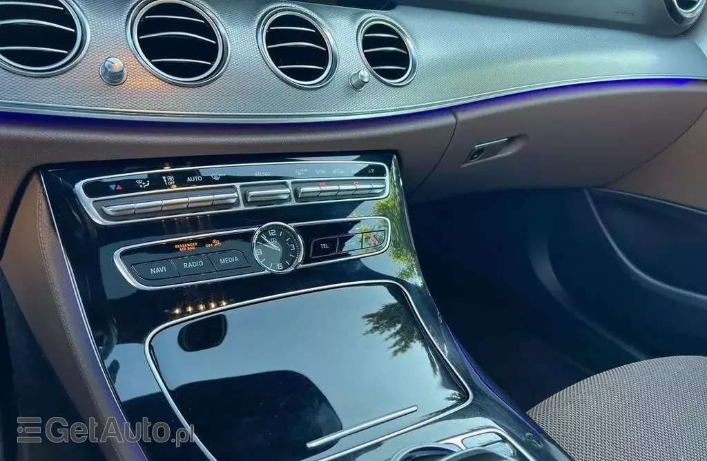 MERCEDES-BENZ Klasa E 