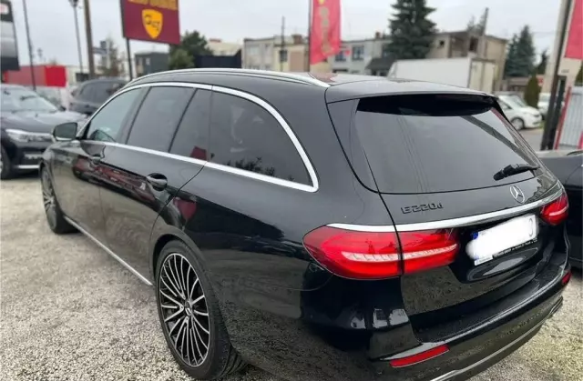 MERCEDES-BENZ Klasa E 