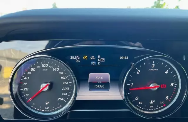 MERCEDES-BENZ Klasa E 