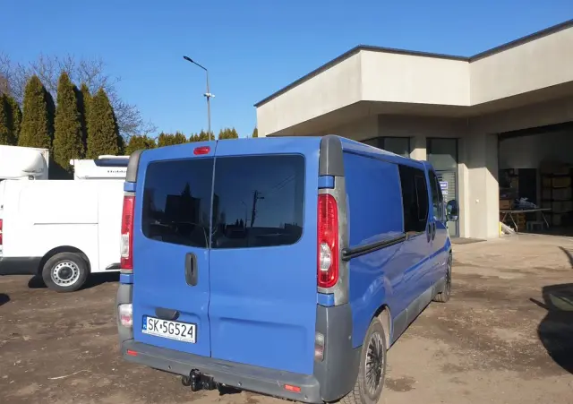 RENAULT Trafic 