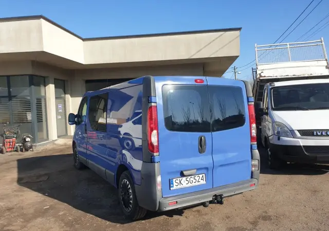 RENAULT Trafic 