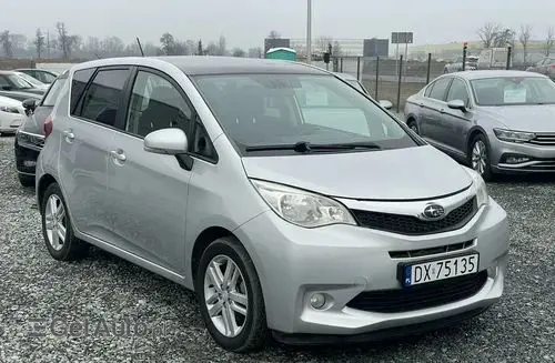 SUBARU Trezia 