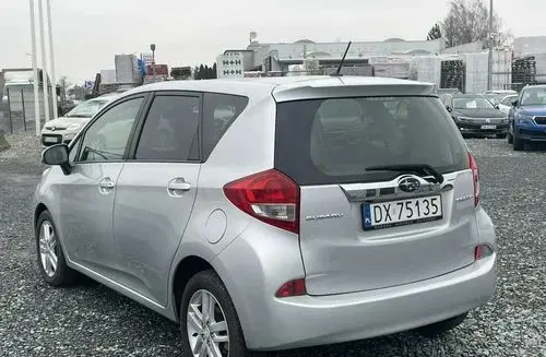 SUBARU Trezia 