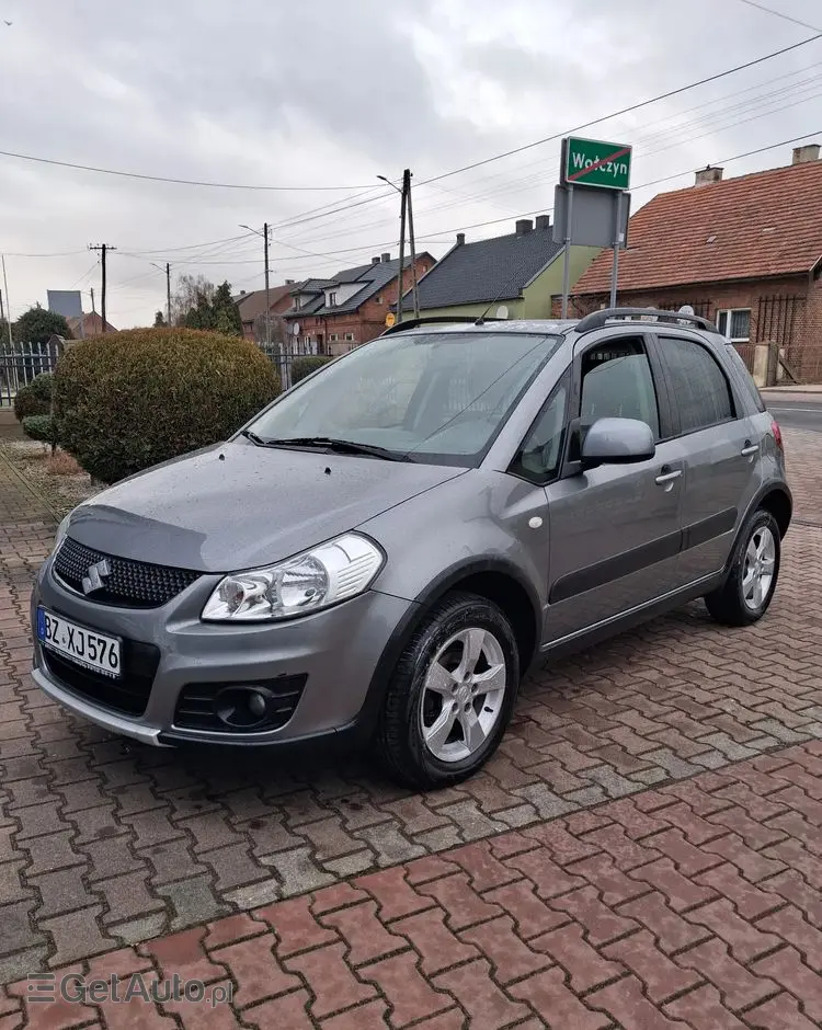 SUZUKI SX4 