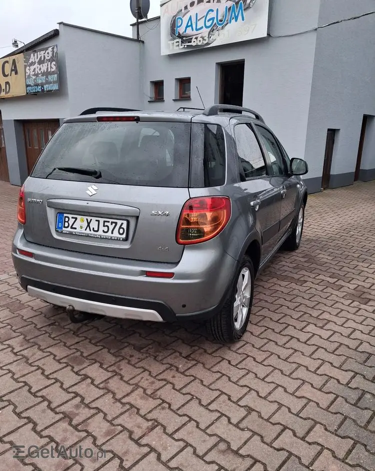 SUZUKI SX4 