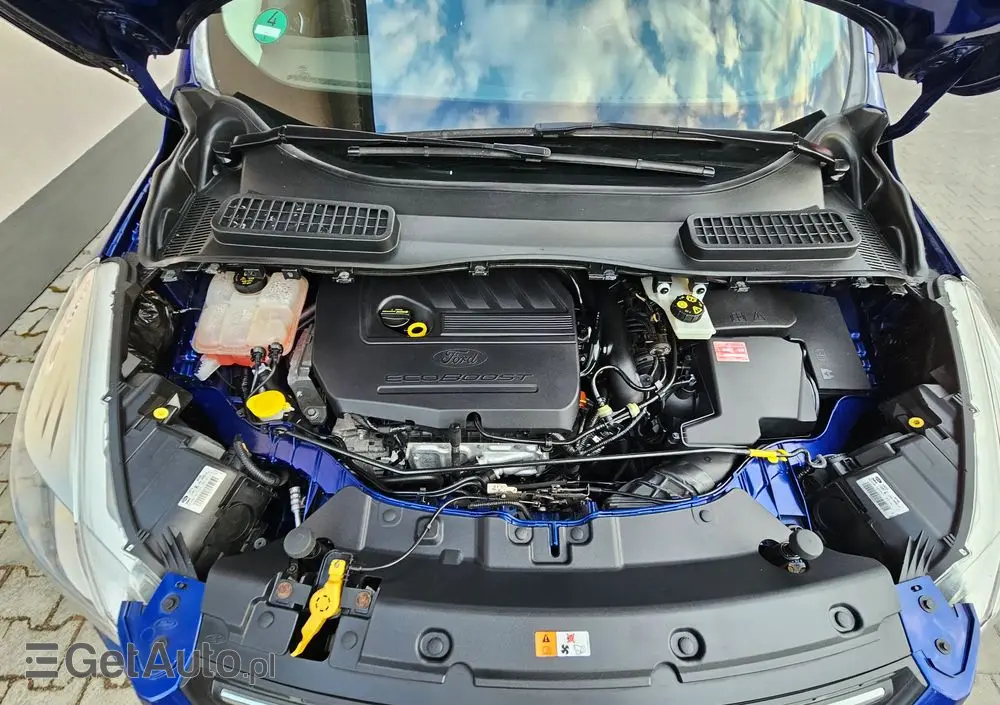 FORD Kuga 1.5 EcoBoost 2x4 SYNC