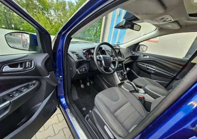 FORD Kuga 1.5 EcoBoost 2x4 SYNC