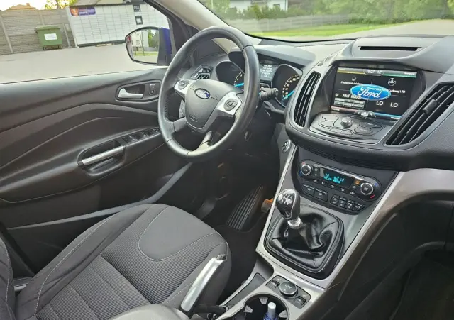 FORD Kuga 1.5 EcoBoost 2x4 SYNC