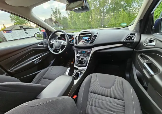 FORD Kuga 1.5 EcoBoost 2x4 SYNC