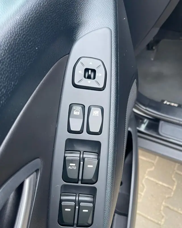 HYUNDAI Ix35 2.0 4WD Premium