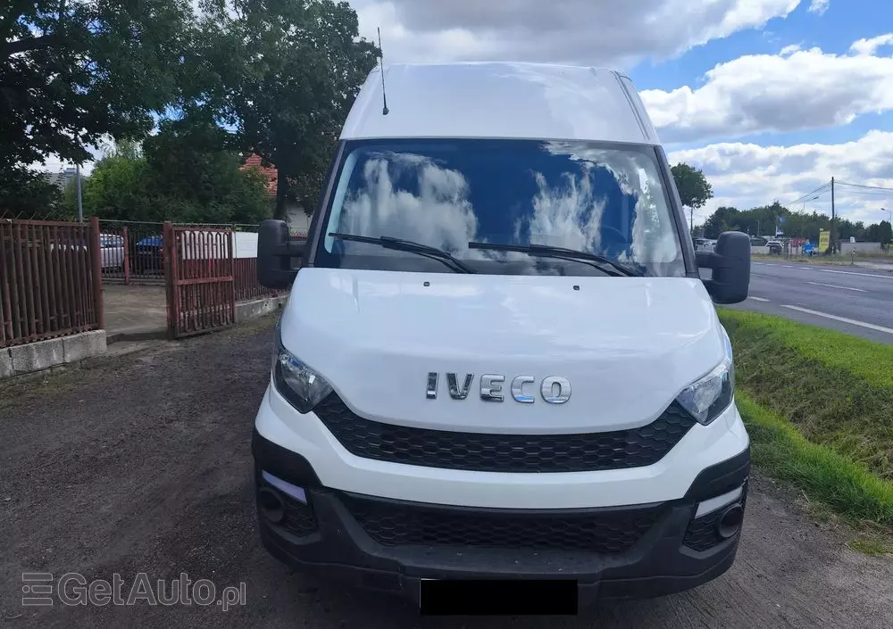 IVECO Daily maxi brygadówka 7 osób 