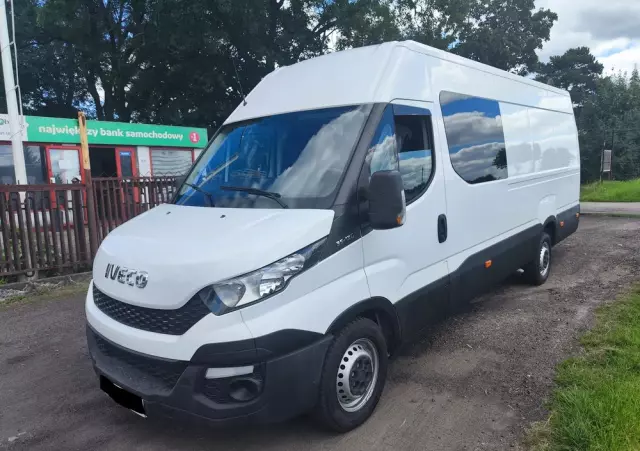 IVECO Daily maxi brygadówka 7 osób 