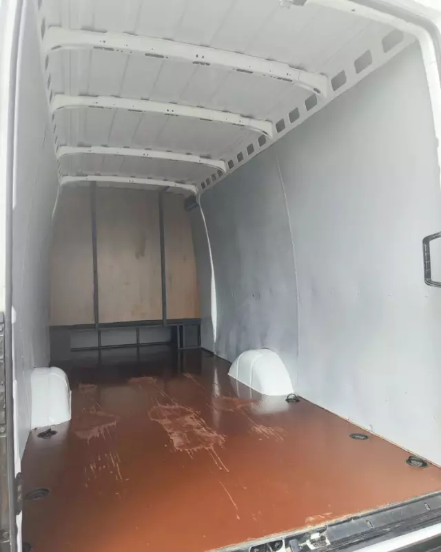 IVECO Daily maxi brygadówka 7 osób 