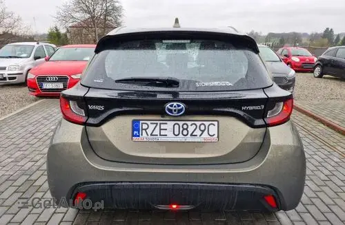 TOYOTA Yaris 