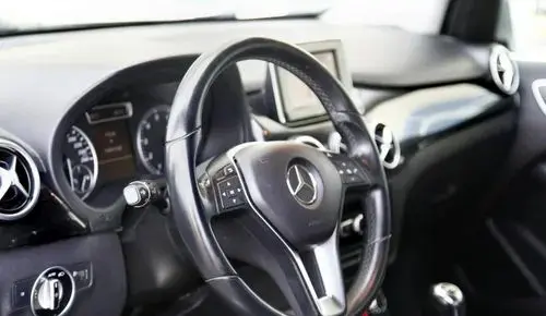 MERCEDES-BENZ Klasa B 