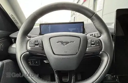 FORD Mustang Mach-E 