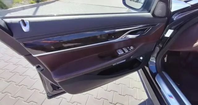 BMW Seria 7 730d xDrive