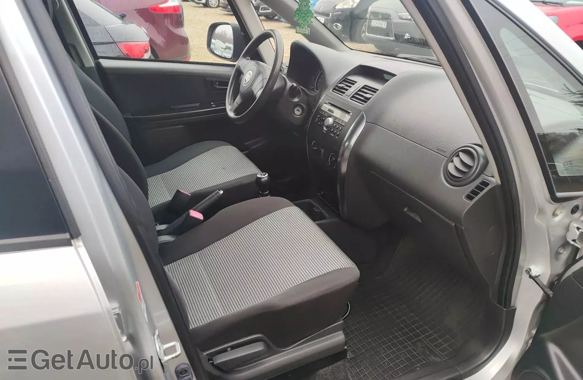 FIAT Sedici 1.6 i 16V (107 KM)